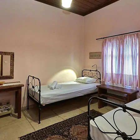 Thesspelia House * ツァガラダ