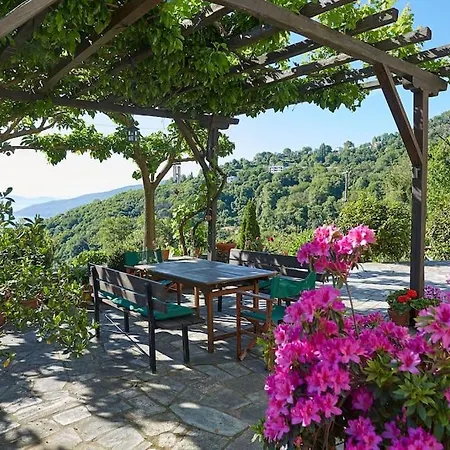 別荘 Thesspelia House *