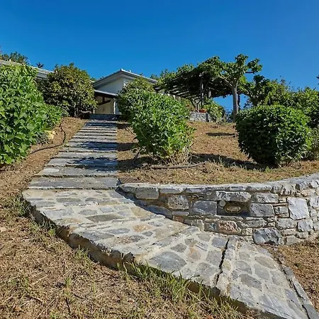 別荘 Thesspelia House ツァガラダ